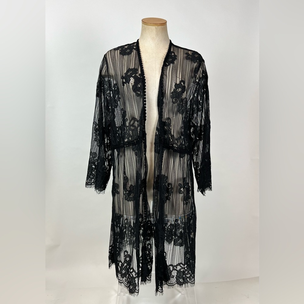 PAPER + TEE BLACK LACE OVERLAY SHRUG TOP